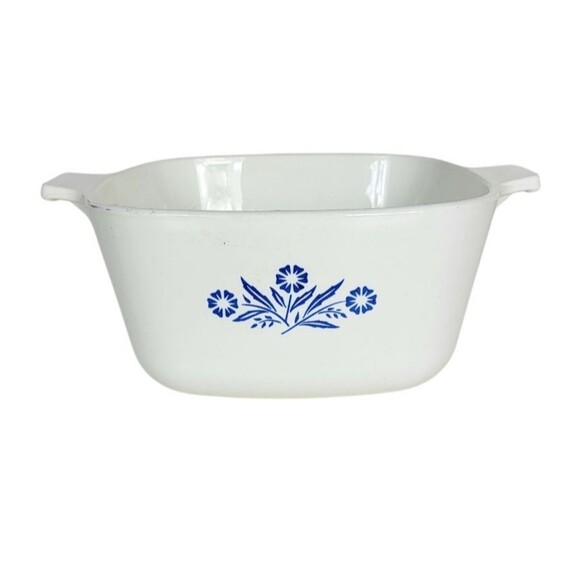 Vintage Cornflower Corning Ware 1 3/4 QT. P-134-B Casserole Baking Dish